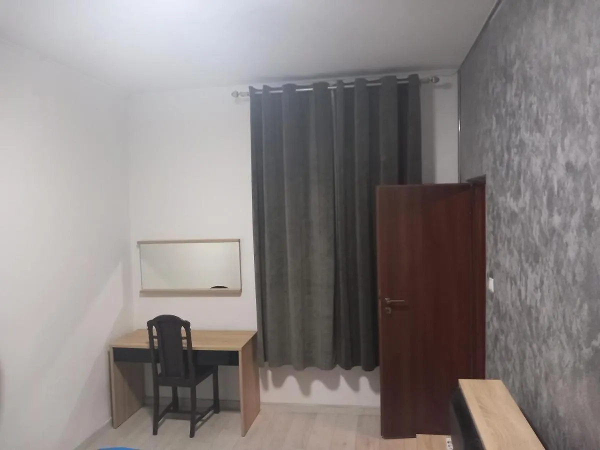 Apartament 2 Camere, Super Dragut Si Spatios, Zona Linistita, 100 Metrii De Calea Victoriei ブカレスト ルーマニア